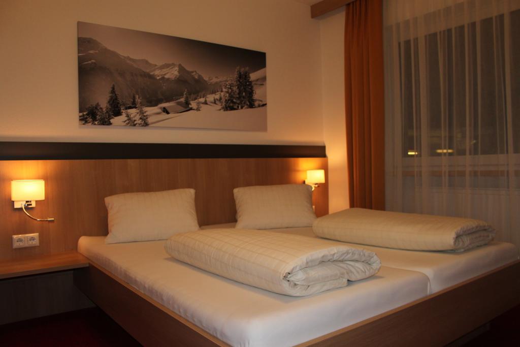 Haus Roman Falch Sankt Anton am Arlberg Buitenkant foto