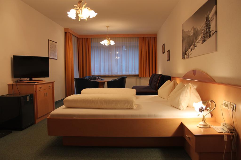 Haus Roman Falch Sankt Anton am Arlberg Buitenkant foto